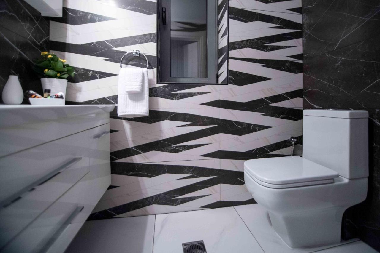 Majestic Penthouse In The Heart Of Patra Apartment Екстериор снимка